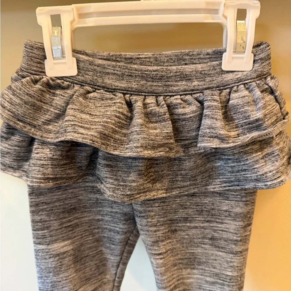 Baby GAP Toddler Girls Long Sleeve Tee and Matching Pants Set Size 2T